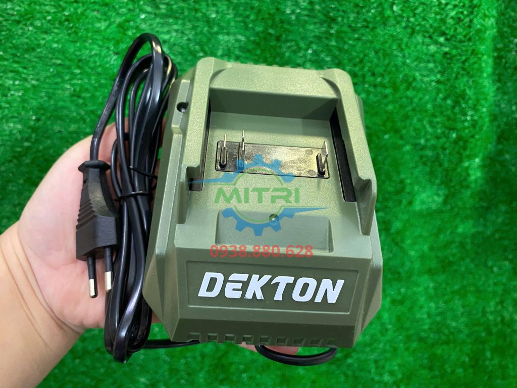 Đế sạc pin 21V/2.5A DEKTON M21-S25XPRO - hình ảnh sản phẩm thực tế 4
