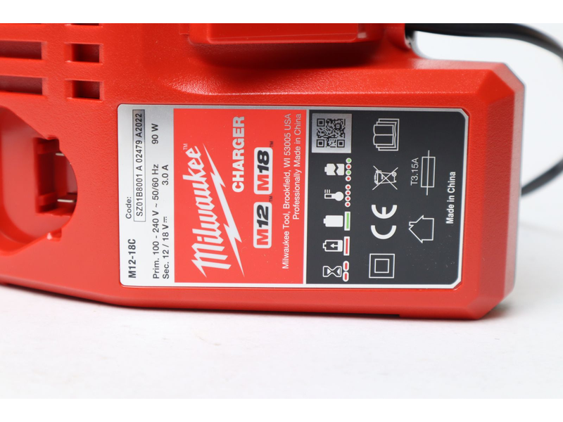 Sạc Pin Milwaukee M12-18C 12V & 18V - hình ảnh sản phẩm thực tế 2