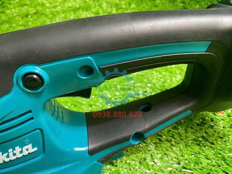 Máy Tỉa Hàng Rào Makita UH201DSY 12V Kèm Pin Sạc - hình ảnh sản phẩm thực tế 4