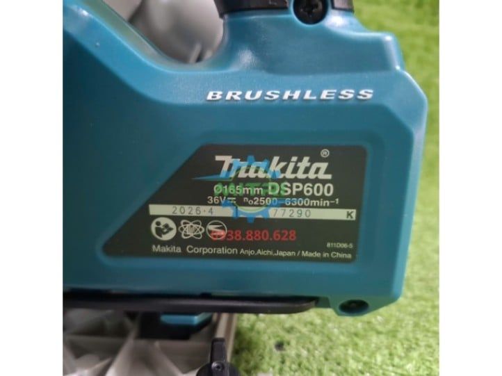 Máy Cưa Đĩa Cắt Sâu Dùng Pin Makita DSP600Z Chính Hãng – Bộ 2 Pin 5.0Ah Và 1 Sạc - hình ảnh sản phẩm thực tế 5