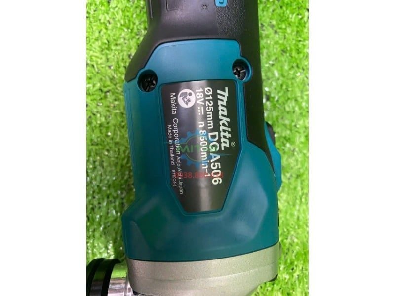 Máy Mài Góc Makita DGA506Z 18V LXT Combo 2 Pin 5Ah và Sạc - hình ảnh sản phẩm thực tế 4