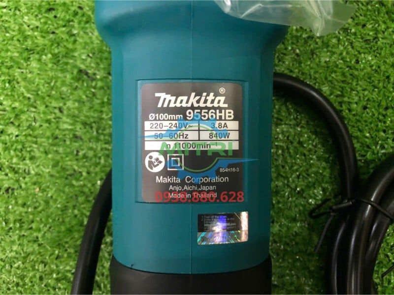 Máy mài góc Makita 9556HB 100mm 840W chính hãng giá tốt - hình ảnh sản phẩm thực tế 5