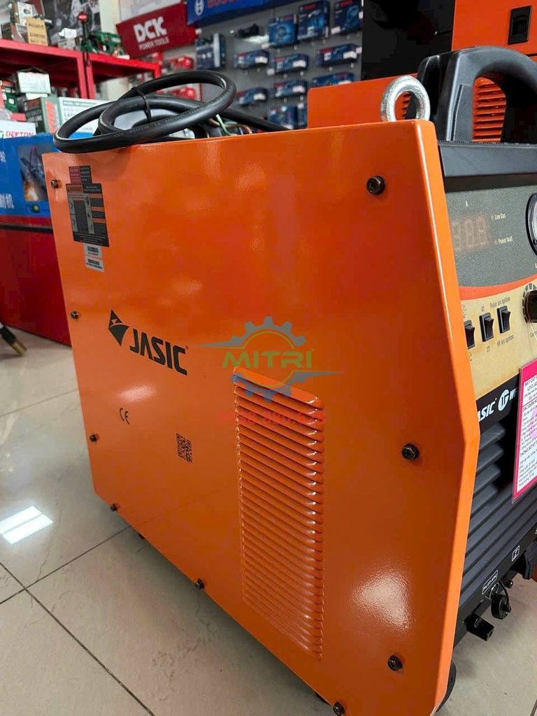 Máy Cắt Plasma Jasic Cut 125 L312 – 125A Chính Hãng Có Sẵn Tại Minh Triết Đang Giao Cho Công Ty Cơ Khí Dầu Khí - hình ảnh sản phẩm thực tế 2