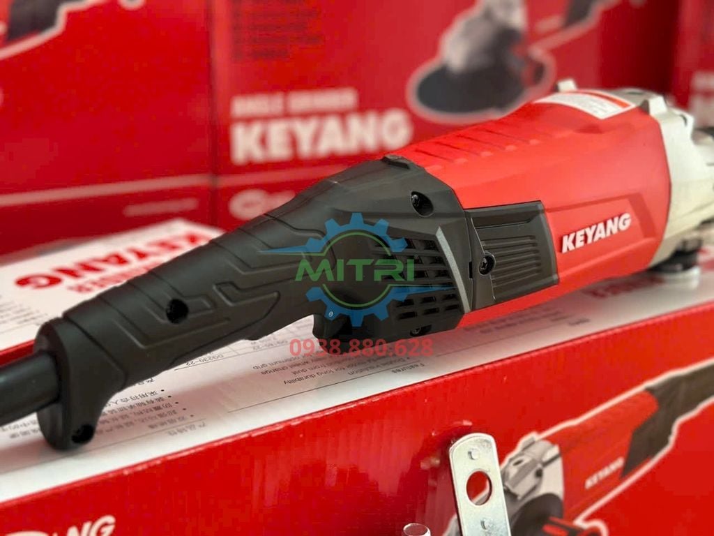 Máy Mài Góc Keyang 180mm DG180-22 Chính Hãng Có Sẵn Tại Minh Triết Đang Giao Cho Công Ty Cơ Khí Dầu Khí - hình ảnh sản phẩm thực tế 4