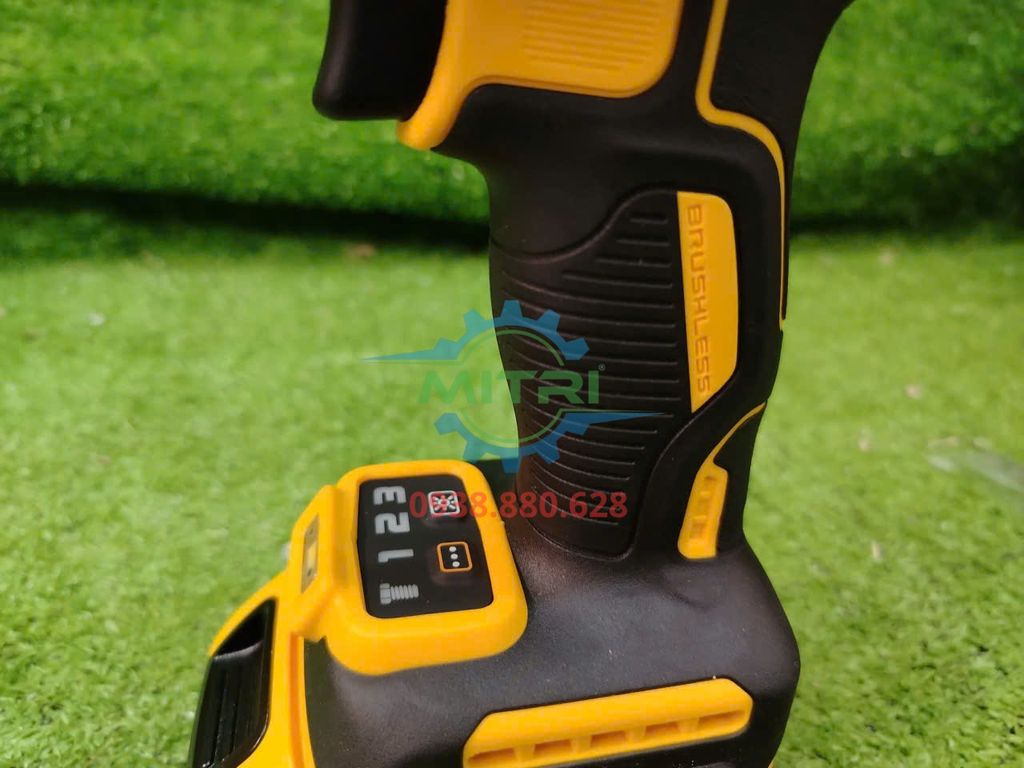 Máy siết bu lông 18/20V DeWalt DCF900N-B1 Có Hàng Sẵn Tại Minh Triết - hình ảnh sản phẩm thực tế 7