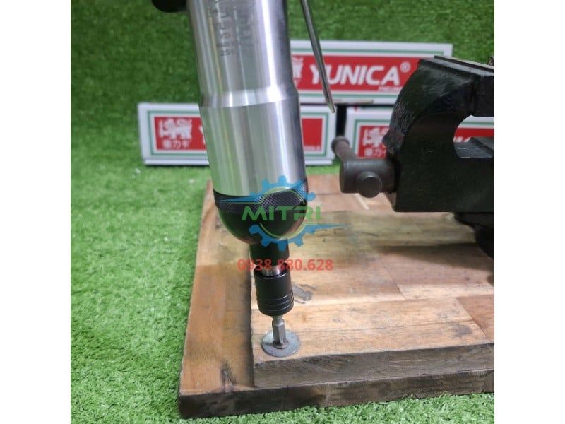 Máy Vặn Vít Dùng Hơi Yunica YD-4.5F Chính Hãng – Phù Hợp Bắt Vít 4–5mm - hình ảnh sản phẩm thực tế 5
