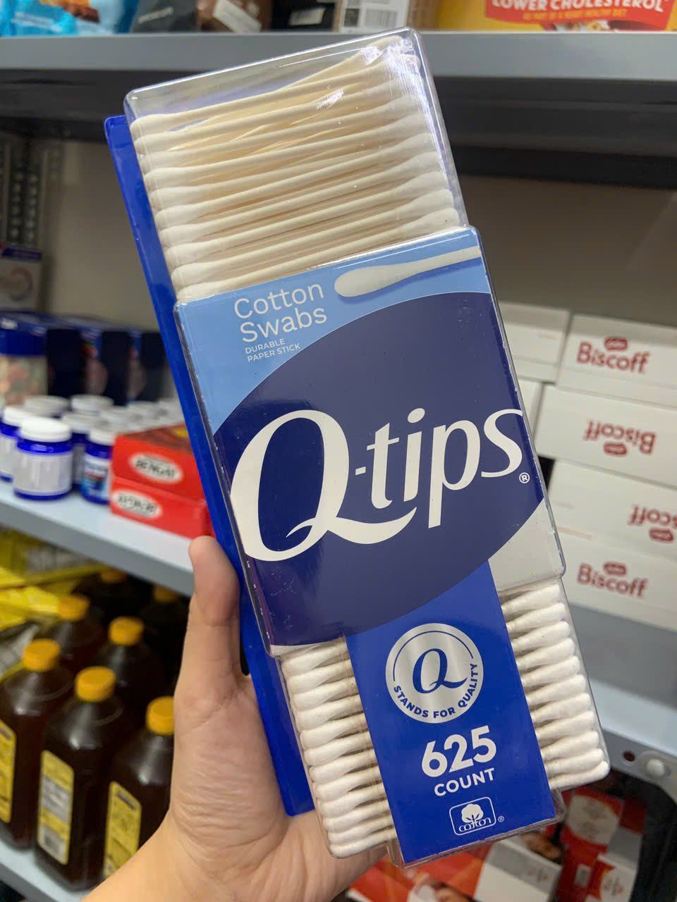 Tăm bông ngoáy tai, trang điểm Q-tips