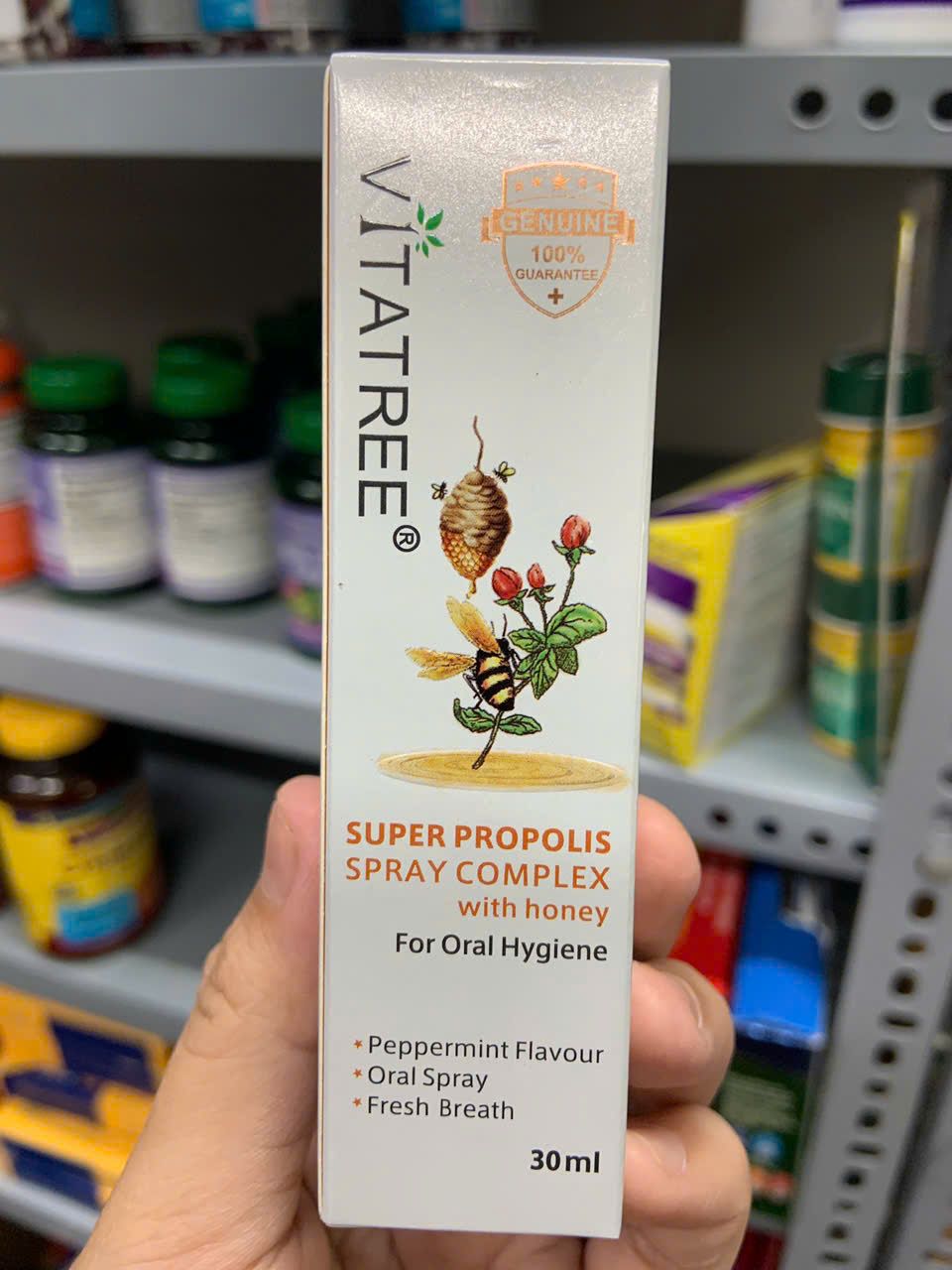 Chai xịt keo ong kháng khuẩn, giảm đau họng Vitatree Super Propolis Spray Complex with Honey