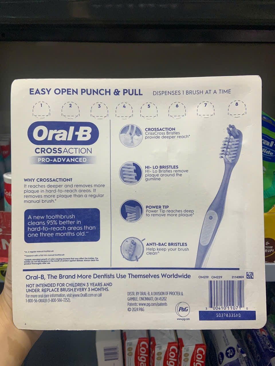 Set 8 cây bàn chải đánh răng Oral-B