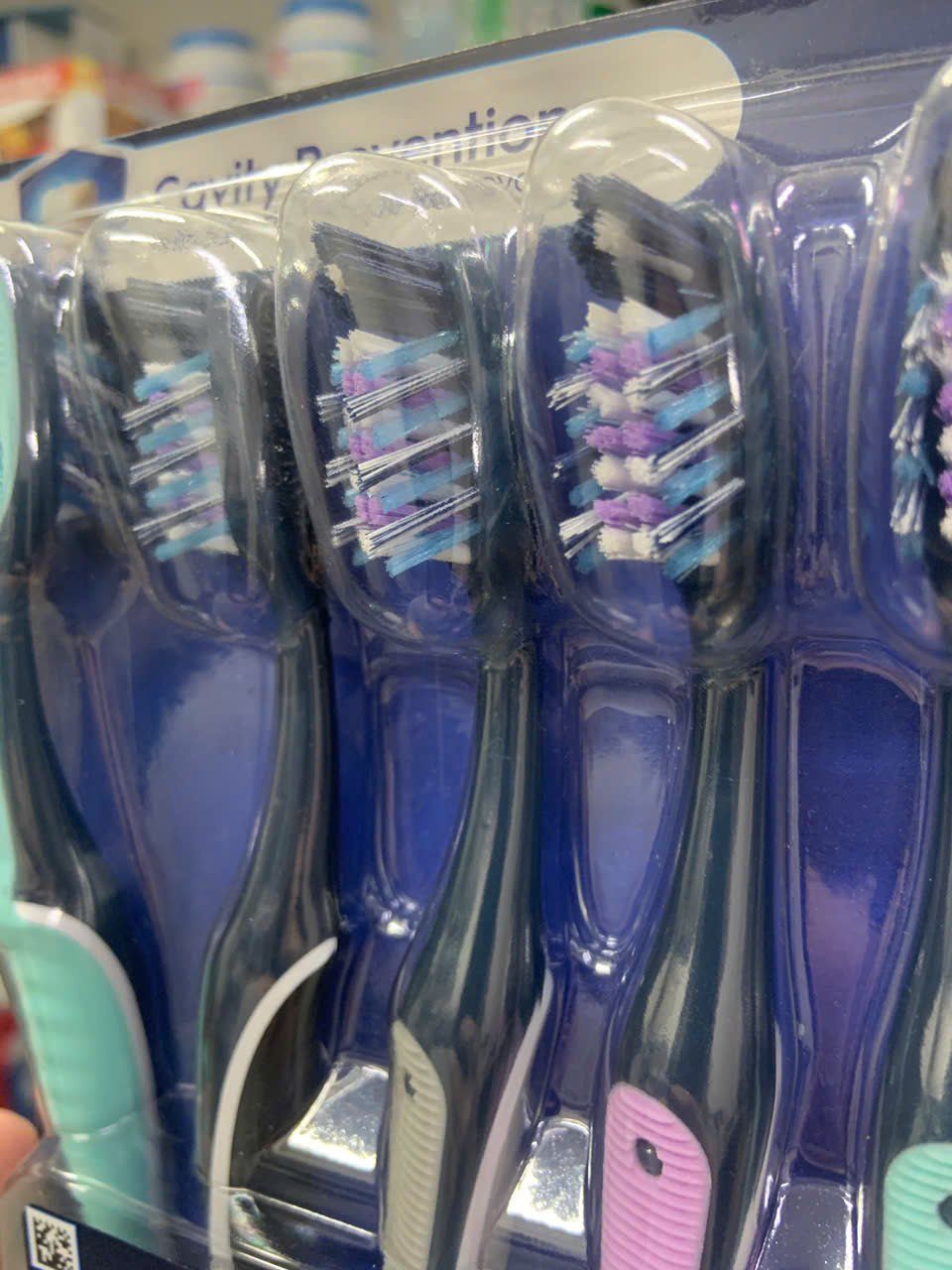 Set 8 cây bàn chải đánh răng Oral-B