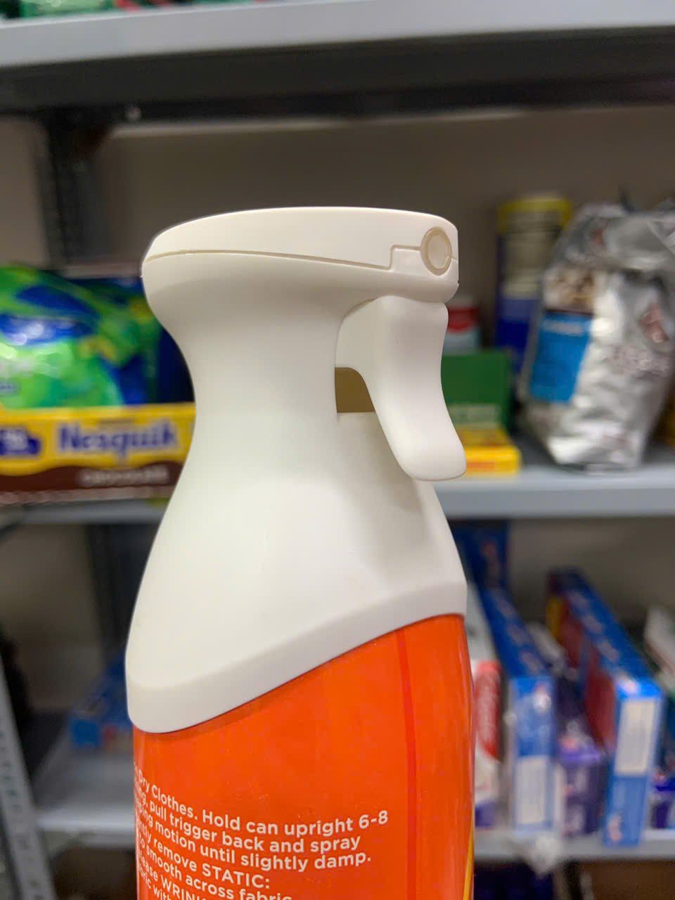 Nước xịt thẳng và thơm quần áo Bounce của Mỹ