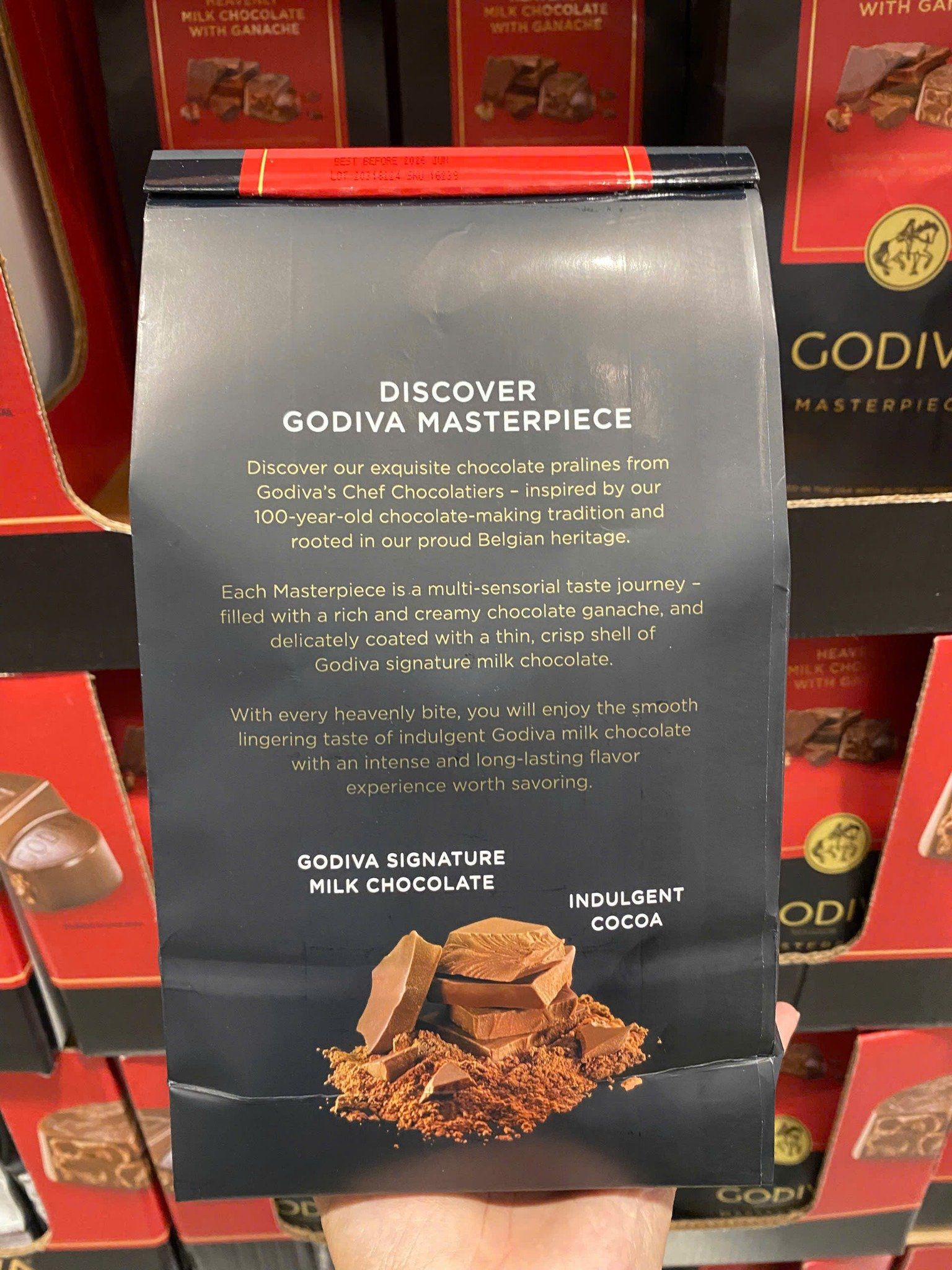 Kẹo socola sữa nhân ganache – Godiva Masterpiece