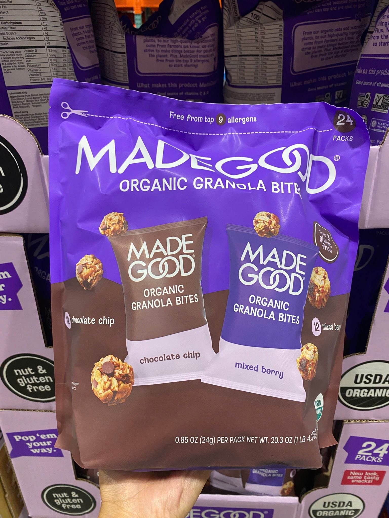 Bánh ngũ cốc hữu cơ dạng viên MadeGood Organic Granola Bites