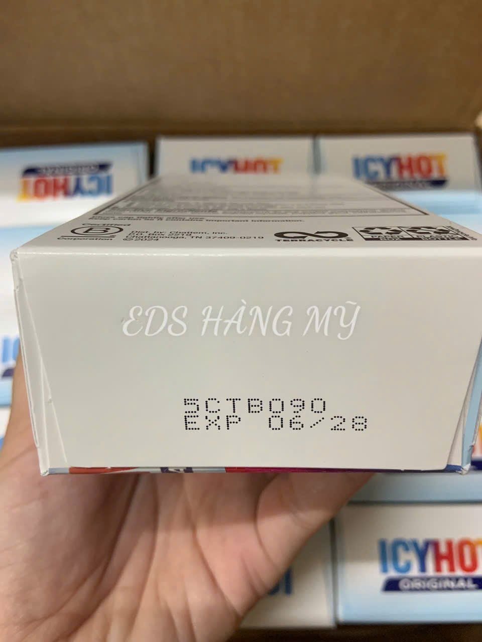 Dầu nóng dạng lăn Icy Hot Original