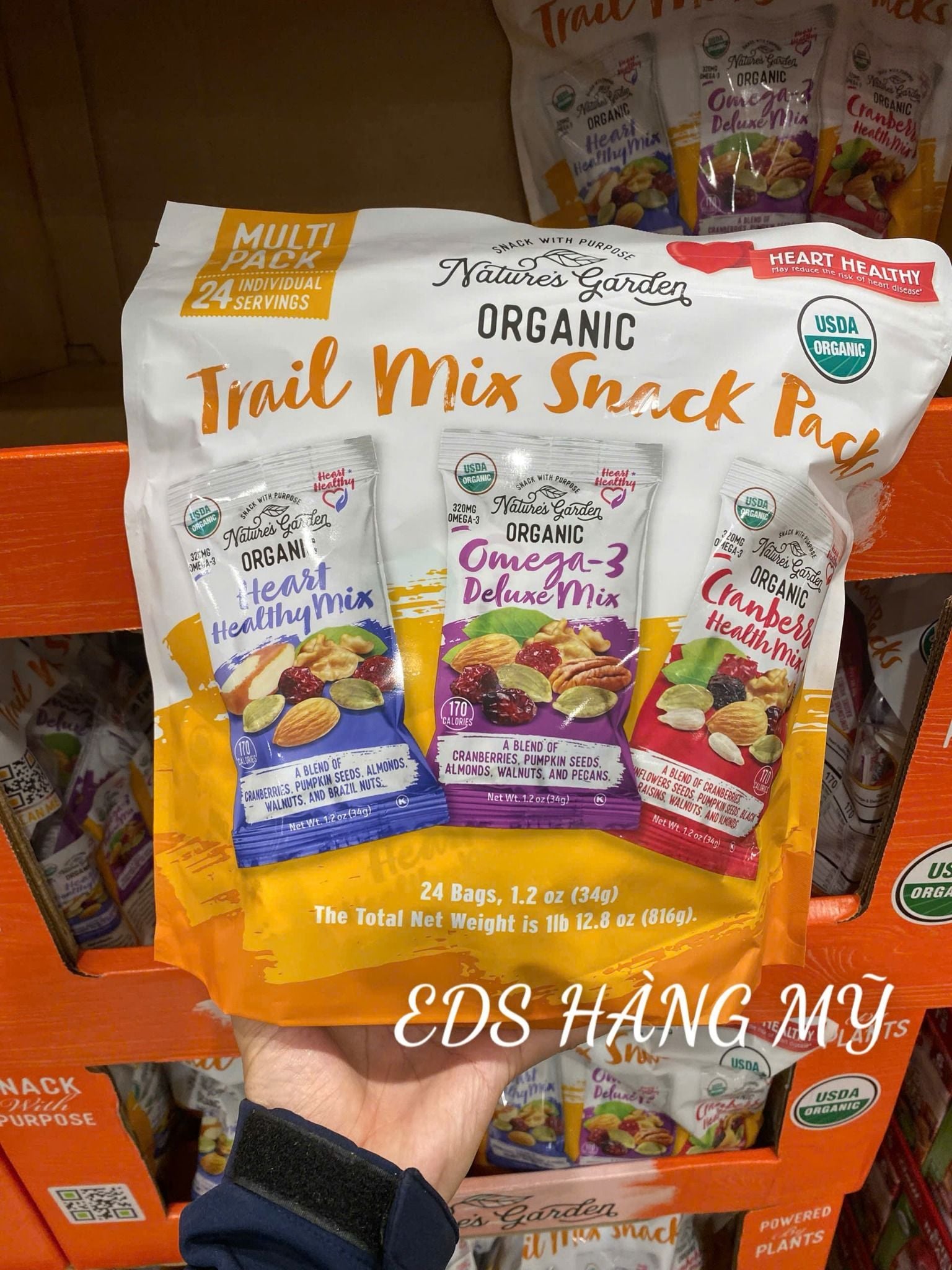 Hạt mix và trái cây sấy hữu cơ Nature's Garden Organic Trail Mix Snack Pack