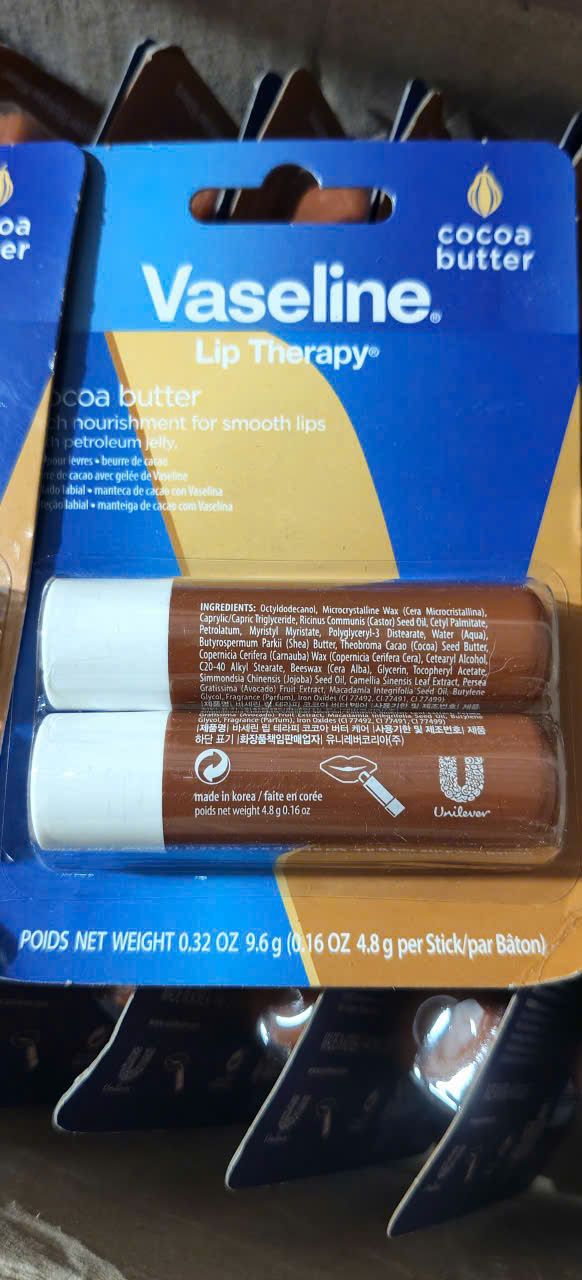 Set 2 son dưỡng môi Vaseline Rosy Lips dạng thỏi