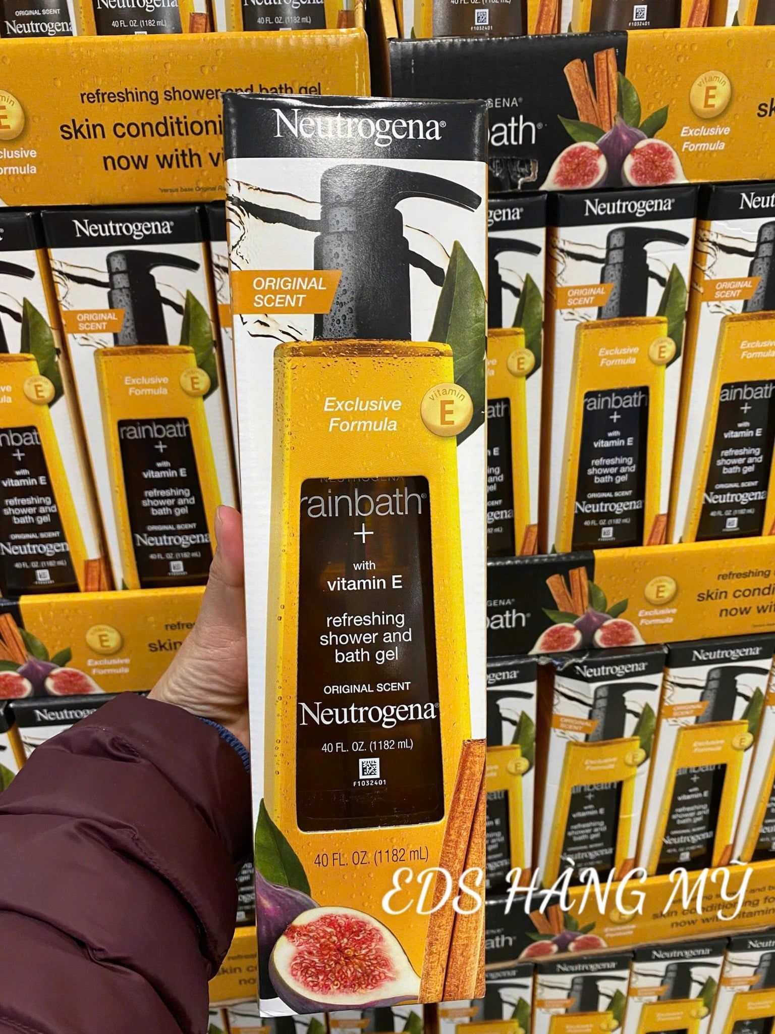 Sữa tắm giảm mụn lưng và viêm nang lông Neutrogena Rainbath