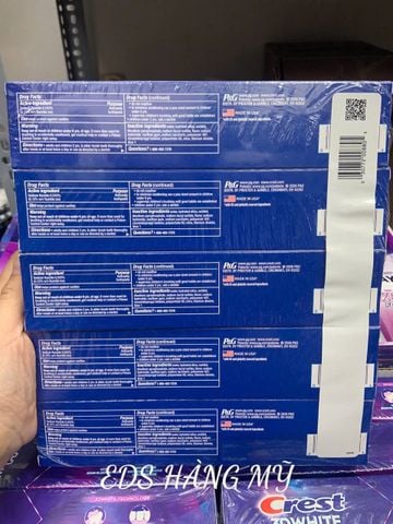  KEM ĐÁNH RĂNG CREST 3D WHITE ULTRA WHITENING 