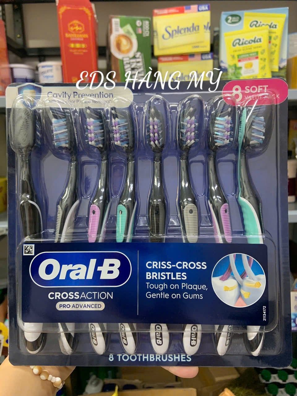 Set 8 cây bàn chải đánh răng Oral-B
