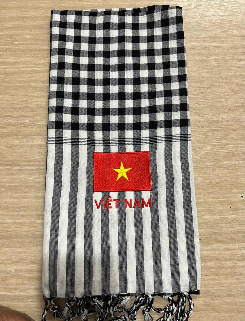 Khăn Rằn Nam Bộ Thêu Cờ Tổ Quốc