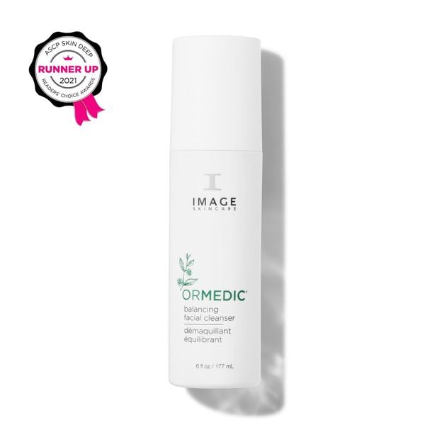 Sữa rửa mặt phục hồi da IMAGE Skincare ORMEDIC Balancing Facial Cleanser