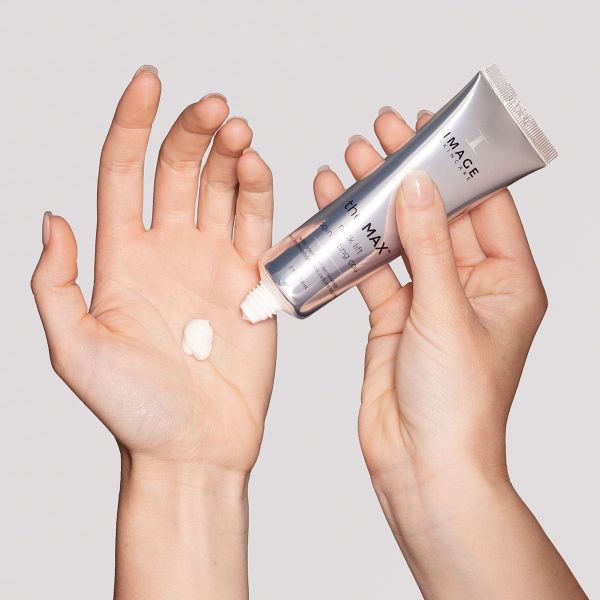 Kem trẻ hoá & săn chắc vùng cổ IMAGE Skincare The MAX Neck Lift