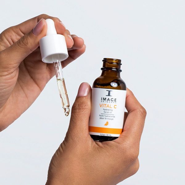 Tinh dầu massage dưỡng ẩm & chống lão hóa IMAGE Skincare VITAL C Hydrating Facial Oil