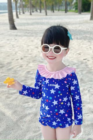  Đồ bơi một mảnh bé gái tay dài chống nắng kèm mũ Sao Lung Linh 