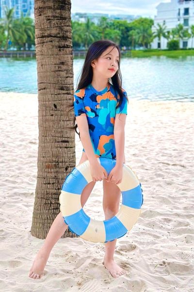  Đồ bơi trẻ em liền thân bé gái tay ngắn Sắc Màu 