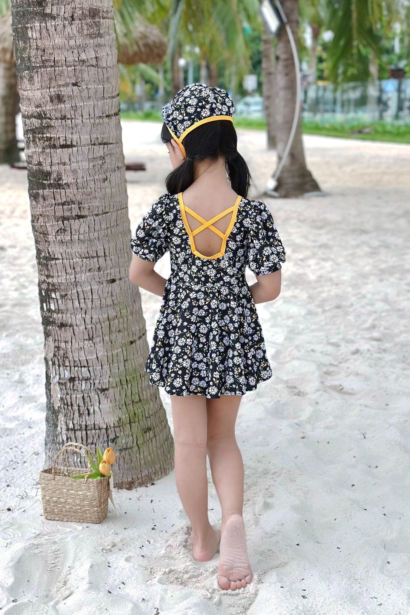 Đồ bơi một mảnh trẻ em kèm mũ chống nắng Cúc Hoạ Mi