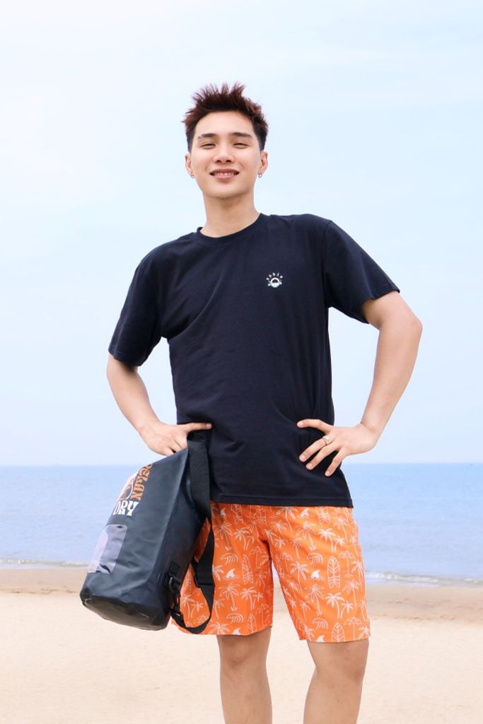 Áo thun đi biển Unisex Serpent Deep Black — 2
