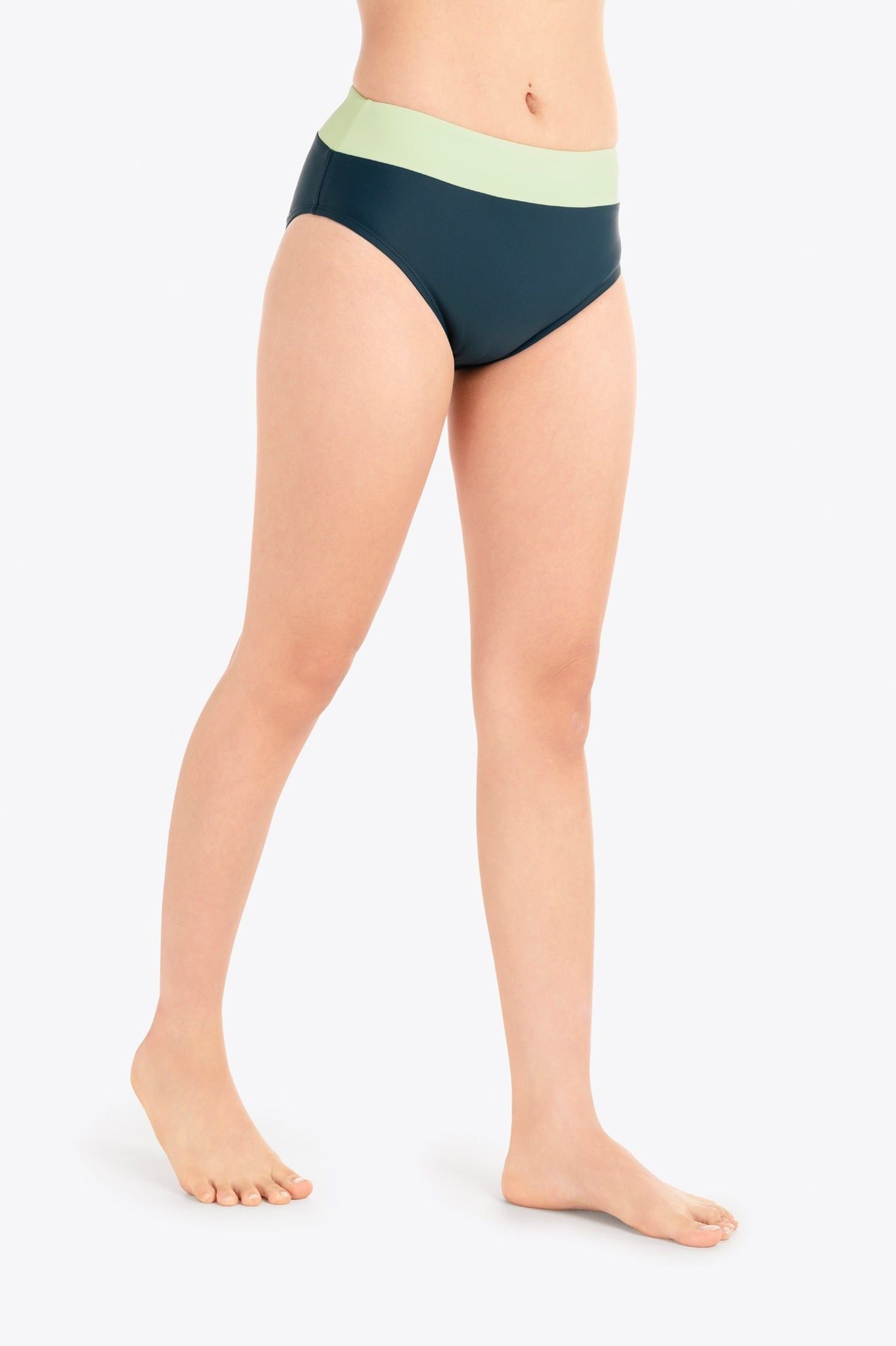 Quần bikini nữ SOBIE trẻ trung năng động Sea Hot