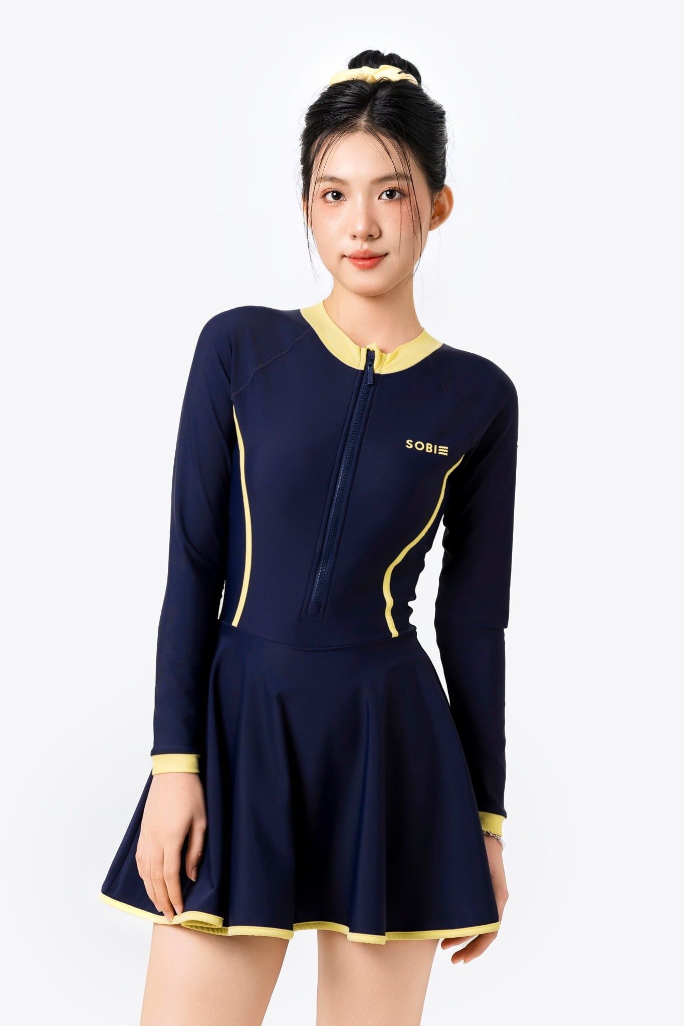 Đồ bơi nữ liền thân váy tay dài khoá kéo kín đáo và chống nắng Gorgeous Orion