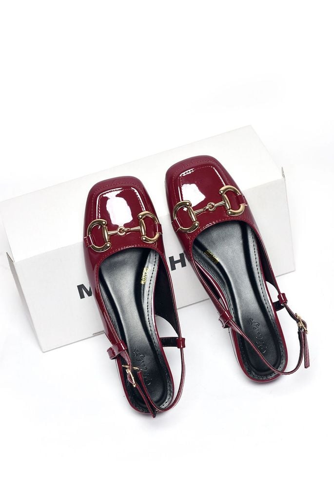 [New Color] Giày Búp Bê Đỏ Bóng Merly 1585-2P Mũi Vuông Gót 2cm Khoá GC, Sandal Bít Mũi Hở Gót, Giày Bệt Nữ, Giày Slingback, Giày Đế Vuông