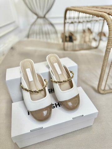 Giày Sục Nữ Quai Ngang Xích Mũi Tròn Merly 1589 Kem x Nâu Cà Phê, Dép Sục Bigsize 35-43, Dép Lê Nữ, Dép Bít Mũi