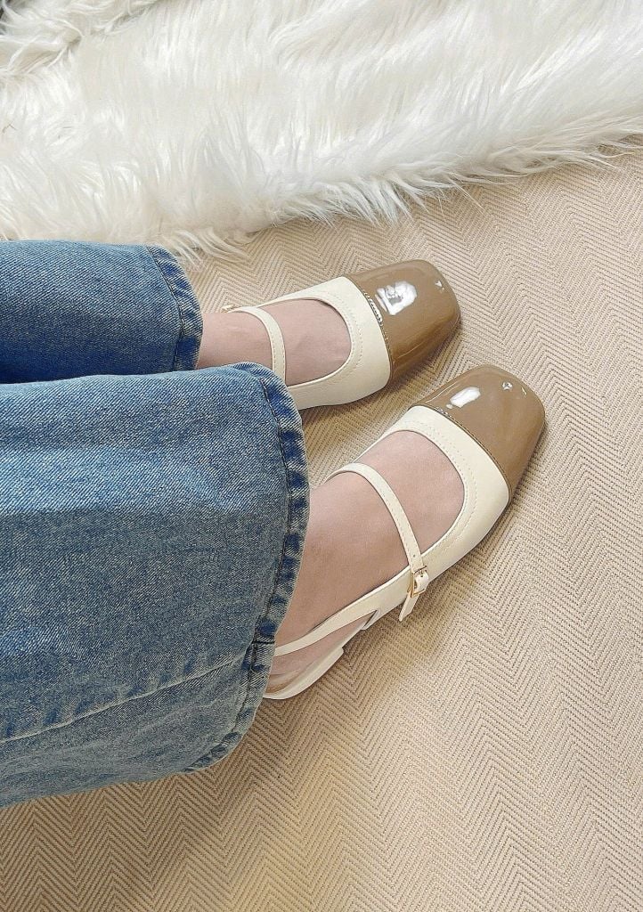 Giày Bệt Nữ Bít Mũi Hở Gót Merly 1635 Phối Màu Trắng x Nâu, Giày Búp Bê Mũi Vuông, Giày Sandal Bít Mũi, Giày Búp Bê Big Size 35-43, Giày Slingback