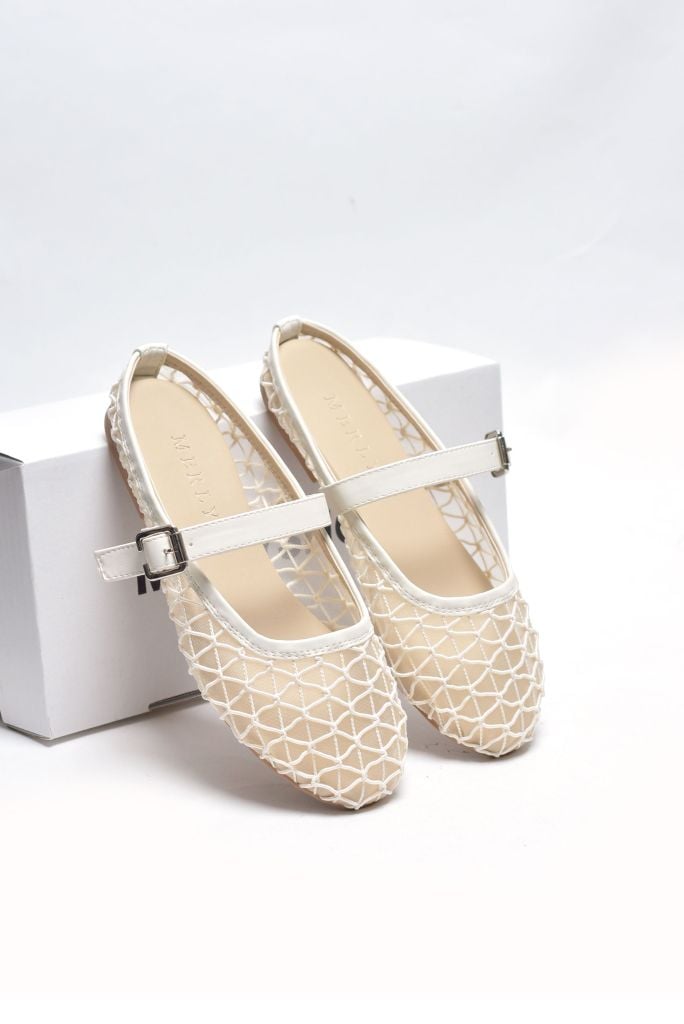[Restock 35-43] Giày Dép Sục Nữ Ren Lưới Merly 1639 Trắng Kem, Dép Sục Hè Thoáng Chân Nữ Tính, Dép Sục Big Size 35-43, Giày Búp Bê Nữ, Dép Đi Biển