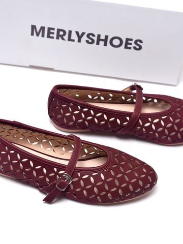 [Hè 2026] Giày Búp Bê Có Quai Ngang Họa Tiết Lá Đối Xứng Lỗ Thoáng Khí Mềm Mại Đế Chống Trơn Merly 1642 Đỏ, Giày Bệt Mùa Hè, Giày Búp Bê Bigsize, Giày Bệt Nữ Quai Ngang