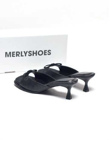 Guốc Gấm Nơ Xinh Gót Nhọn 5cm Merly 1646-5P Đen Gấm, Dép Cao Gót Quai Ngang Đính Nơ, Guốc Nữ Bigsize, Mules, Dép Guốc Hè 2026