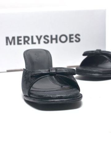 Guốc Gấm Nơ Xinh Gót Nhọn 5cm Merly 1646-5P Đen Gấm, Dép Cao Gót Quai Ngang Đính Nơ, Guốc Nữ Bigsize, Mules, Dép Guốc Hè 2026