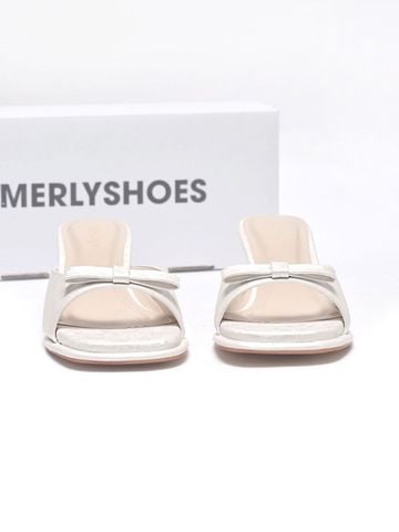 Guốc Gấm Nơ Xinh Gót Nhọn 5cm Merly 1646-5P Trắng Gấm, Dép Cao Gót Quai Ngang Đính Nơ, Guốc Nữ Bigsize, Mules, Dép Guốc Hè 2026