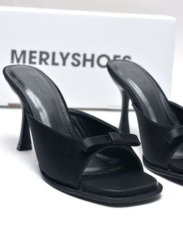 Guốc Nữ Quai Ngang Nơ Nhỏ Gót Nhọn Cao 9cm Có Đúp Mũi Merly 1646 Đen Huyền, Guốc Nữ Bigsize 35-43, Dép Cao Gót Nữ Tính, Guốc Mules Mũi Vuông, Dép Guốc Hè 2026