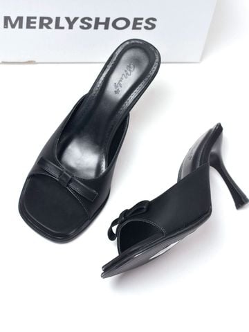 Guốc Nữ Quai Ngang Nơ Nhỏ Gót Nhọn Cao 9cm Có Đúp Mũi Merly 1646 Đen Huyền, Guốc Nữ Bigsize 35-43, Dép Cao Gót Nữ Tính, Guốc Mules Mũi Vuông, Dép Guốc Hè 2026