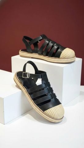Sandal Nữ Rọ Đan Cói Raffia Vibe Mùa Hè Thương Hiệu MERLY 1657 Đen Huyền – Giày Sandal Bigsize 35–43, Sandal Nữ Bệt, Sandal Đi Biển, Dép Sandal Rọ Bít Mũi