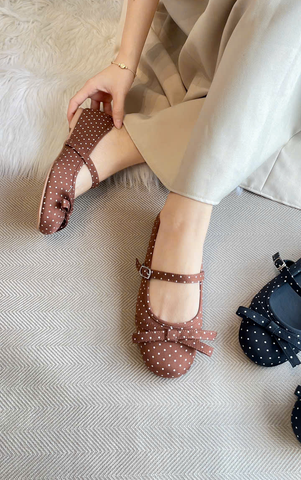 Giày Búp Bê Quai Ngang Nâu Chấm Bi Cổ Điển Merly 1658, Giày Búp Bê Big Size 35-43, Giày Búp Bê Mũi Tròn Đế Bám Nền Chống Trơn, Giày Bệt, Giày Chấm Bi