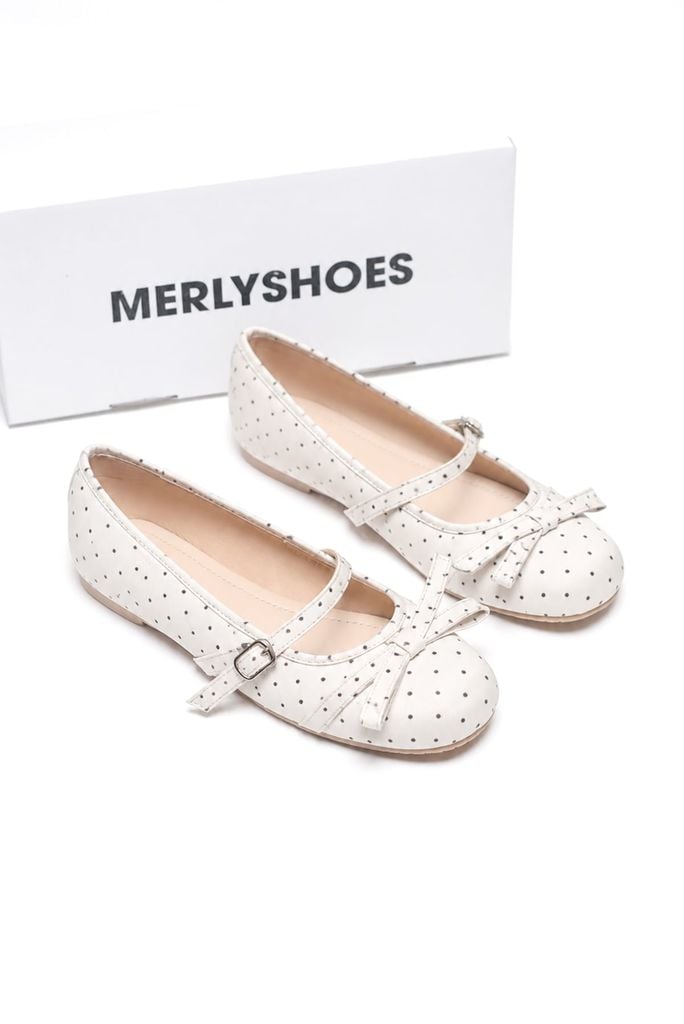 [New Arrivals] Giày Búp Bê Quai Ngang Trắng Chấm Bi Cổ Điển Merly 1658, Giày Búp Bê Bigsize 35-43, Giày Búp Bê Mũi Tròn Đế Bám Nền Chống Trơn, Giày Bệt, Giày Búp Bê Trắng Chấm Bi