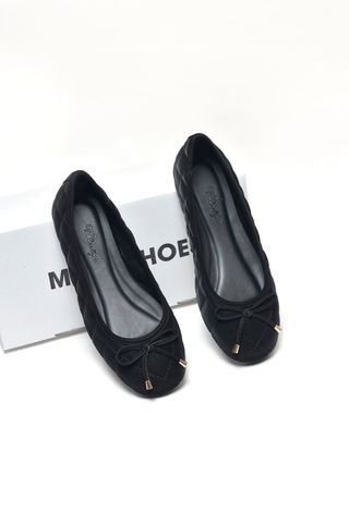 Giày Búp Bê Nơ Nhỏ Merly 1703 Đen Huyền Chần Trám Thủ Công Phom Mũi Tròn Êm Chân, Giày Bệt Nữ Big Size 35-43