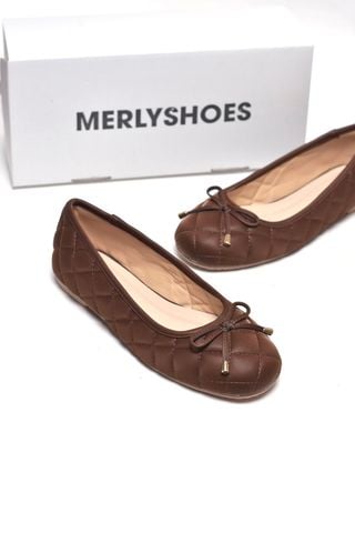 Giày Búp Bê Nơ Nhỏ Merly 1703 Nâu Cocoa Chần Trám Thủ Công Phom Mũi Tròn Bệt Êm Chân, Giày Nữ Bigsize 35-43