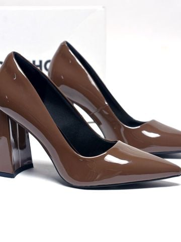 Giày Cao Gót Nâu Đế Vuông 10cm Mũi Nhọn Merly 1706 Nâu Taupe Bóng Bigsize 35-43, Giày Cao Gót Bigsize, Giày Cao Gót Mũi Nhọn, Giày Cao Gót 10cm, Giày Công Sở Nữ, Giày Bít Mũi Nữ