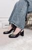 Mặc quần ống rộng mang giày cao gót mũi vuông gucci sang chảnh